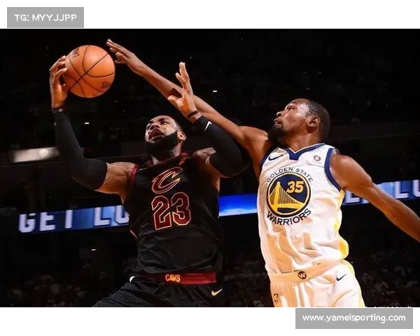 从对手到队友:欧文与克莱的圣诞大战绝杀,今携手共筑辉煌(kehlani欧文) 从对手到队友:欧文与克莱的圣诞大战绝杀,今携手共筑辉煌(kehlani欧文)